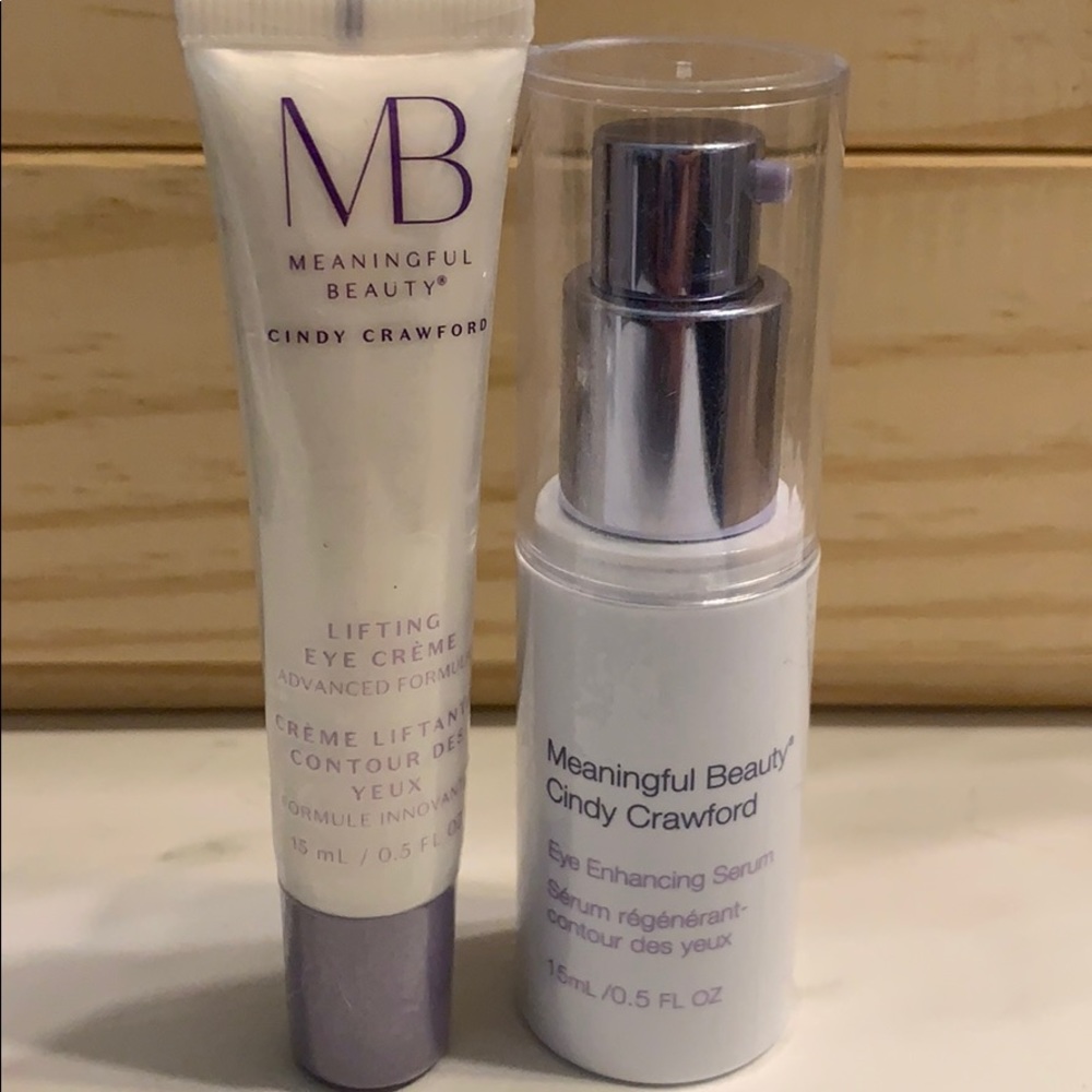 Meaningful  Cindy Crawford eye Set